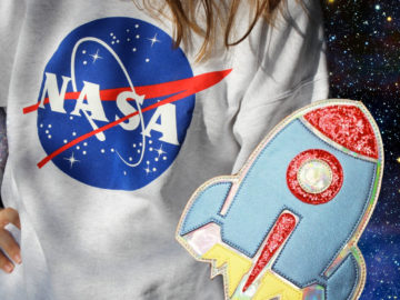 astronomy gifts for space lovers feature image