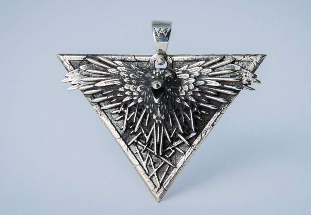 Game of Thrones Screaming Crow Medallion