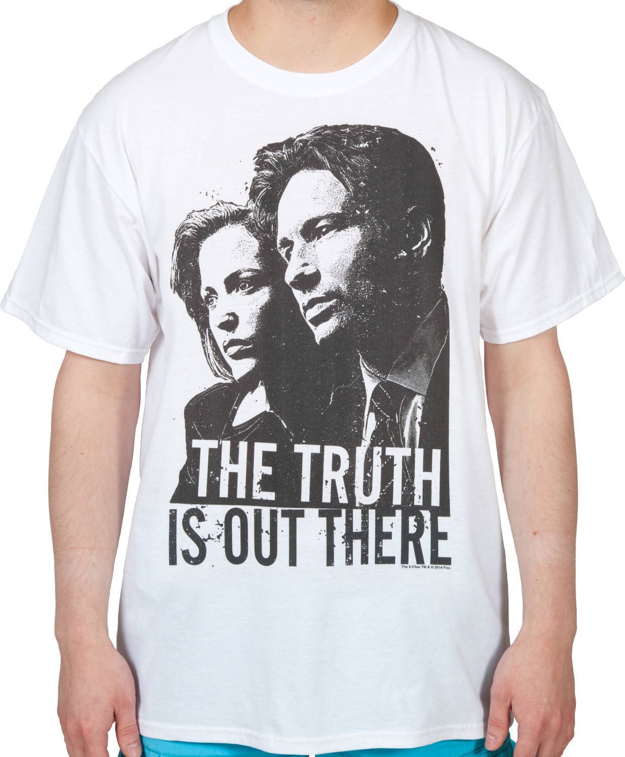 The X-Files the Truth is Out There shirt Mulder and Scully